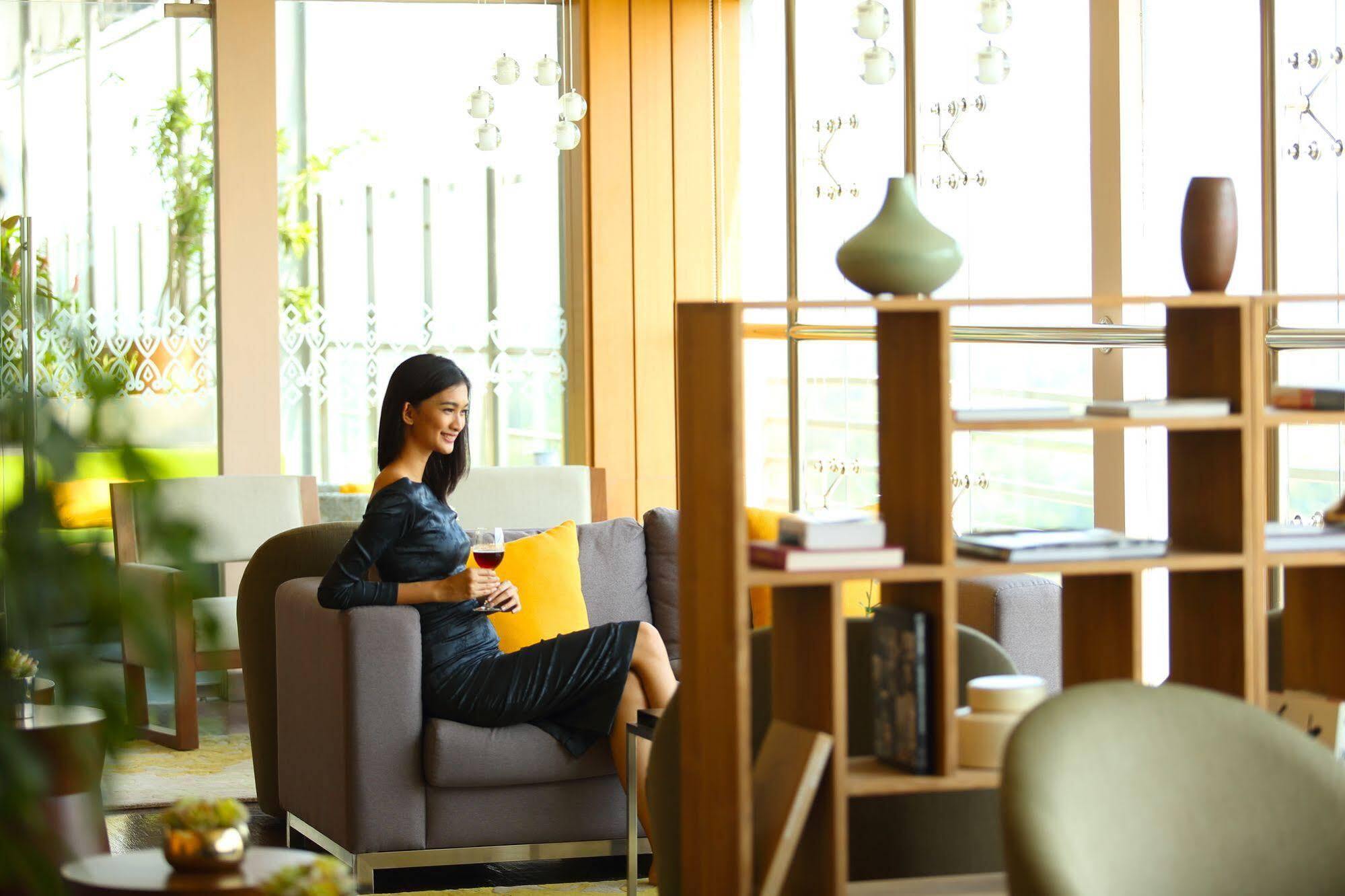 Hotel Santika Premiere Ice - Bsd City Serpong Eksteriør bilde