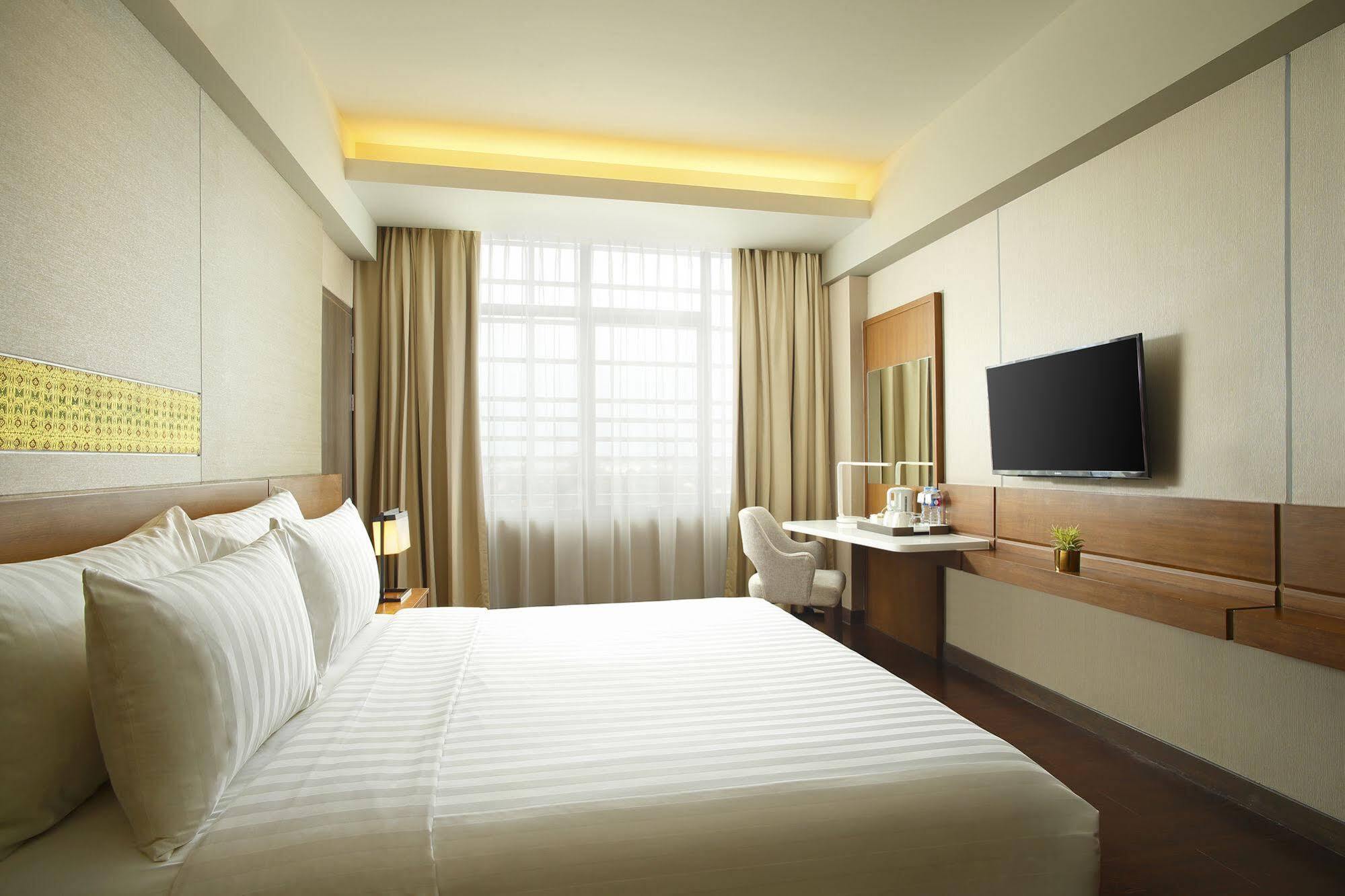 Hotel Santika Premiere Ice - Bsd City Serpong Eksteriør bilde