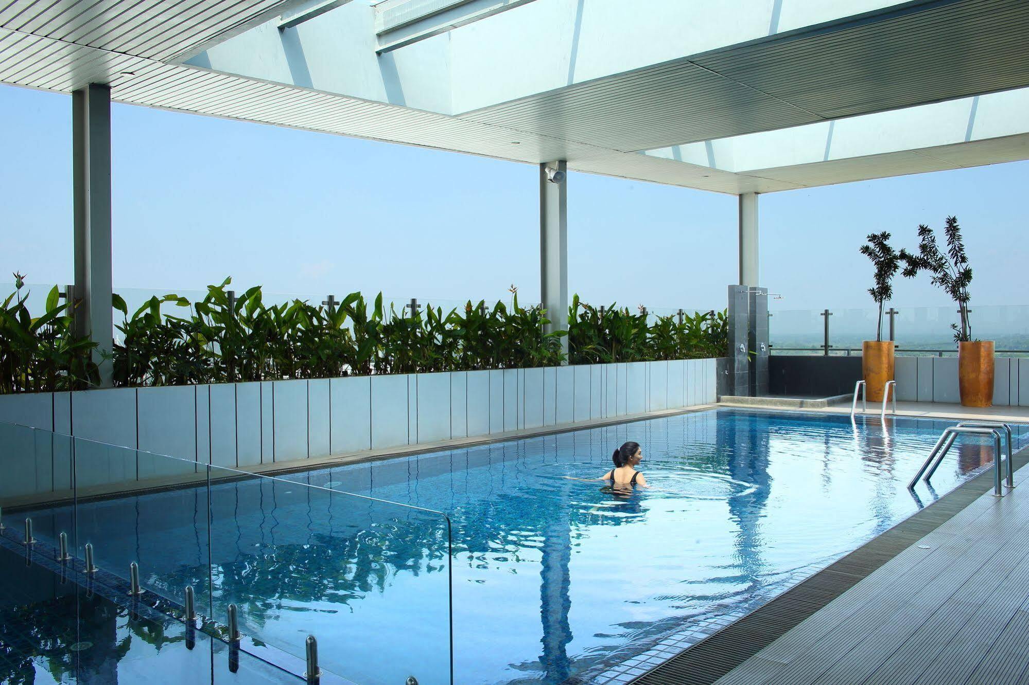 Hotel Santika Premiere Ice - Bsd City Serpong Eksteriør bilde